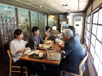 울릉군과 자매결연을 맺은 미국 투산 교육자들과 함께