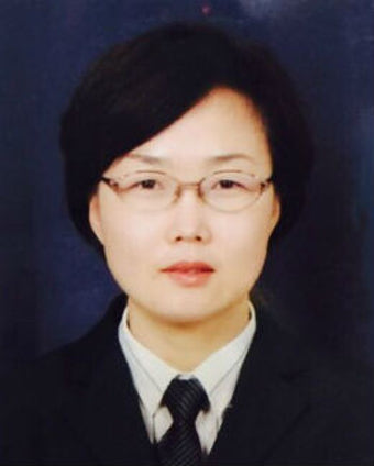 역무원 장명순씨, 심폐소생술로 승객 생명 구해