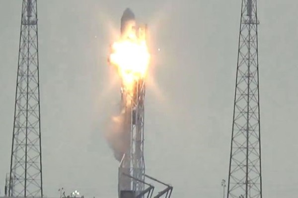Space X Rocket Carrying Facebook Satellite Explodes | 블로그
