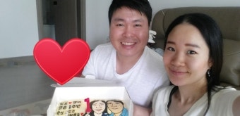 [결혼 1주년] 우리의 결혼 1주년, 캐리커처 롤케익으로 특별하게~*