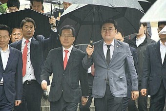 [대선후보 수행단장] 홍준표 대통령 후보와 아산 현충사 참배
