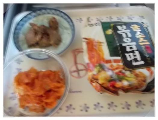 [농심] 굴소스 볶음면 - 2. 돼지고기 김치 볶음면  | 블로그