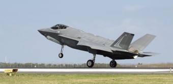 호주 공군, F-35A 전투기 2기 첫 인수받아