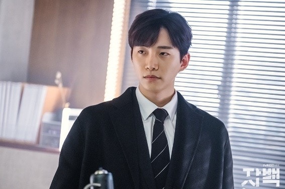 준호님 자백이라는 드라마도 재밌게 봤었는데 말이죠