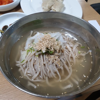 [성북구맛집] 한그릇 싹싹 비우게 되는 냉칼국수 맛집, 하단 | 블로그