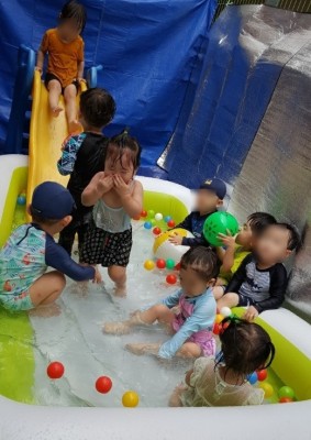 남구 문현 샤론어린이집 실외마당에서 신나는 물놀이 놀이활동해요 | 블로그