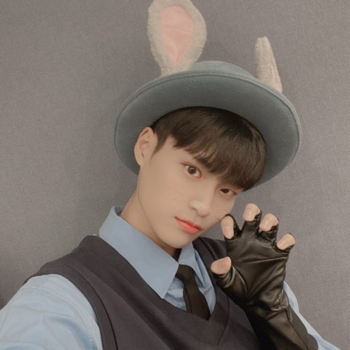 個性豊かな仮装に大盛り上がり 年 韓国アイドルのハロウィン仮装特集 Mettaメディア 個性豊かな仮装に大盛り上がり 年 韓国アイドルのハロウィン仮装特集 Mettaメディア