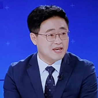 보수 정치평론가 장성철 "윤석열 X파일 입수…방어 어렵겠다"