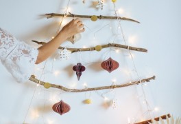 나뭇가지 벽 트리 크리스마스 트리만들기