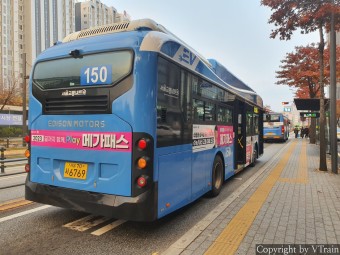 서울 저상 150번 버스 - 서울교통네트웍 서울 70사 6769호 에디슨모터스 NEW E-화이버드 초저상 전기버스 EV