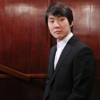세계적인 피아니스트 젊은거장 조성진