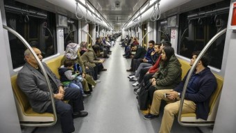 터키- 대중교통에서도 마스크 의무 해제되었다
