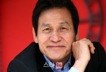 ‘건강 이상설’ 안성기, 혈액암 투병 중. 호전되는 상태. “건강하게 돌아올 것” ※국민 배우 프로필.