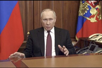 푸틴, 백악관 침공경고한 ‘1월 18일’에 우크라 공격 승인…이후 연막작전
