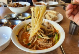 현지인 맛집 :: 중국 전통 도삭면 요리로 유명한 중국집 "화란"