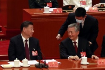 <충격 보도> 80세 후진타오 전 주석을 강제 퇴장시킨 중국 시진핑, 세계를 놀라게 해ᆢ[사진자료 공개]
