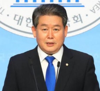 ‘불법 땅거래’ 野 김경협, 1심서 징역형 집유…확정땐 의원직 상실