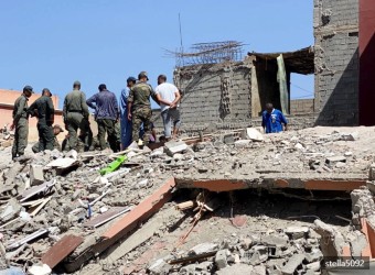 모로코 지진 6.8 강진 사망자 부상자 크다 벽돌 건물 랜드마크 마라케시의 지붕