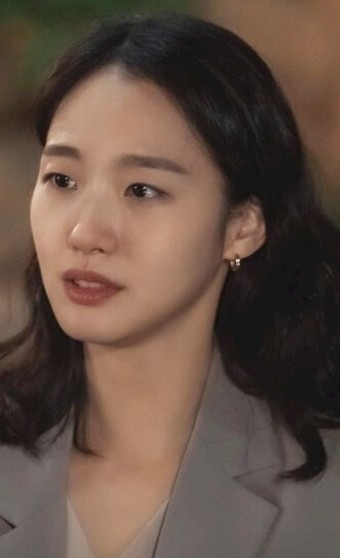 김고은 작은아씨들 드라마 프리뷰에서 강훈이 남지현을 열렬히 포옹하는 모습에 깜짝 놀랐습니다.
