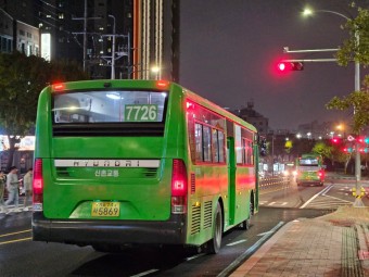 고양 덕은지구 수요 대응으로 대형화 된 서울 7726번 버스 차량(2023-10)