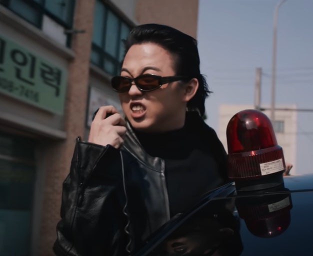 엉덩이가 큰 그녀