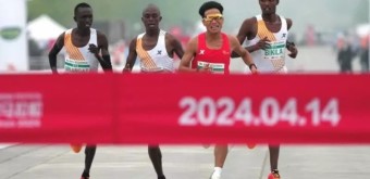 환한 대낮에 대놓고 이러네…중국의 마라톤 ‘승부조작’ 파문