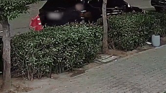 [단독] 이재명 습격범, 범행 장소 10분 거리 모텔에 머물렀다... CCTV 보니