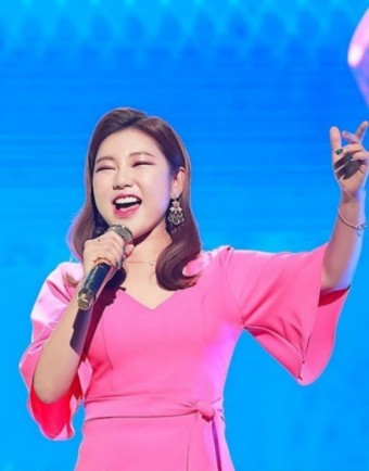 포켓돌스튜디오 소속 송가인, '가인의 선물' 3월 인천 공연.. 13일 티켓 오픈.. 아이오아이홀딩스 솔플래닛