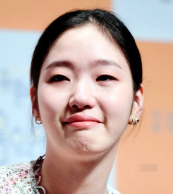 이효리의 레드카펫 배우 김고은 영화 파묘 나이 키 인스타 프로필 광고 돈값 소신 언급 칭찬