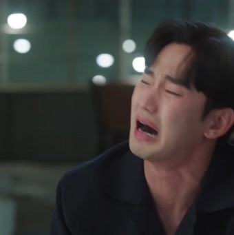 김수현이 눈물을 그렇게 예쁘게 흘린다며..? <눈물의 여왕> review