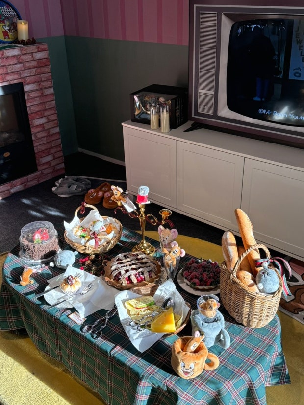 Informazioni sul negozio pop-up natalizio Tom e Jerry di Seongsu, tempo di attesa per l'apertura, recensioni dei visitatori, riepilogo completo dei prodotti