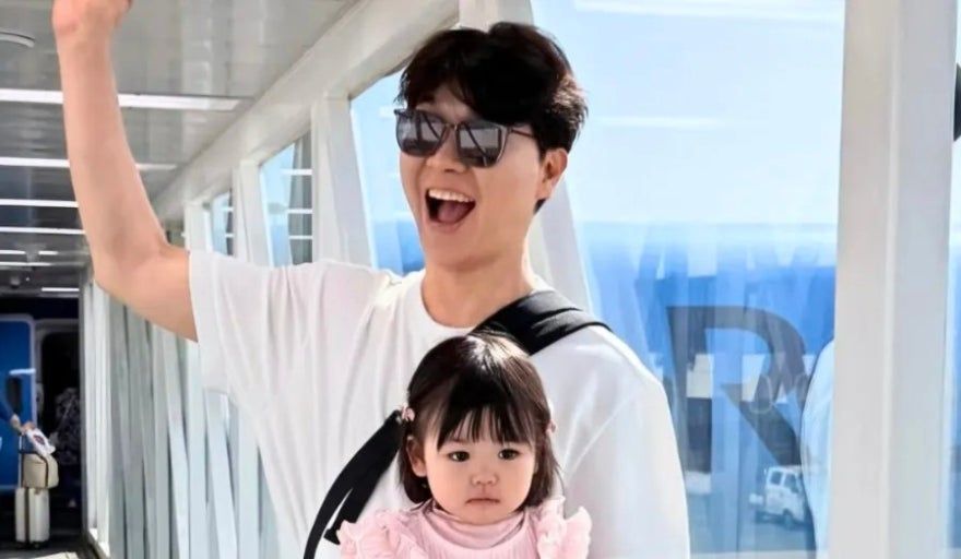 비행기 지연 민폐 박수홍, 기차여행 논란 총정리 : 아내 김다예 정보까지