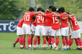 한국 축구대표팀 월드컵 2차 예선 UAE전에서 4-1 대승