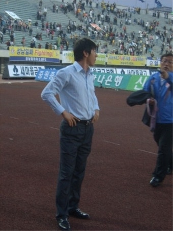 신태용 감독의 첫 홈 경기 승리 세레모니!!!