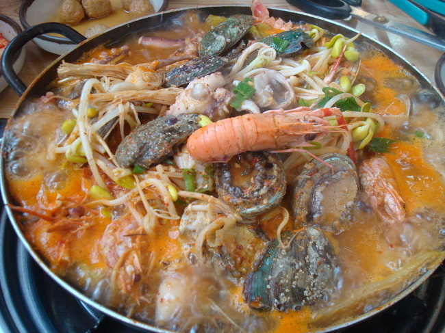 [제주 맛집] 전복 한가득 해물탕 :: 서귀포 기억나는 집