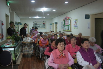 [2011.11.27] 제2회 김준호 손심심 지화자 팬클럽 재능나눔봉사