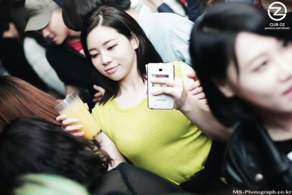 Ŭ������