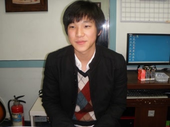 한양대 의대  김형배 선배 입니다. 의사로 서  멋진 활약 기대하고 사람을 돕는 진정한 의사 되기를..