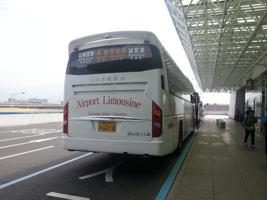 태영공항리무진(김해공항-서면-부산역-남포동) 6018호