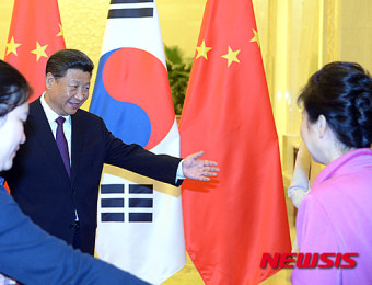 중 70주년 전승절 기념행사(박근혜 대통령 열병식 참석)