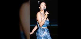 카스쿨 권은비.  2023년 워터밤 여신을 시작으로 카스쿨에서도 완벽한 무대와 완벽한 섹시미를 보여주었습니다.  권은비의 카스쿨 현장 함께...