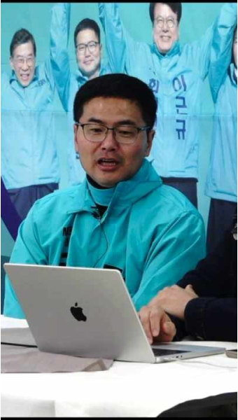 [지금은 그냥 새로운미래입니다]존경하는 새로운미래 당원동지여러분! 지금까지 당명때문에 많이 힘드셨겠지만, 지금은 그냥 새로운미래입니다.