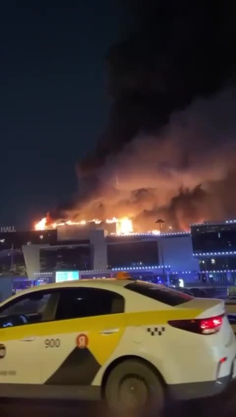 러시아 모스크바 콘서트장 테러 최소140명 사상