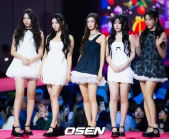 뉴진스 팬덤, 하이브 사옥 앞에서 민희진 대표에 반기 - 심화되는 내부 갈등! 민희진 대표 vs. 뉴진스 팬: 하이브의 내부 갈등, 공개 시위로 번져!