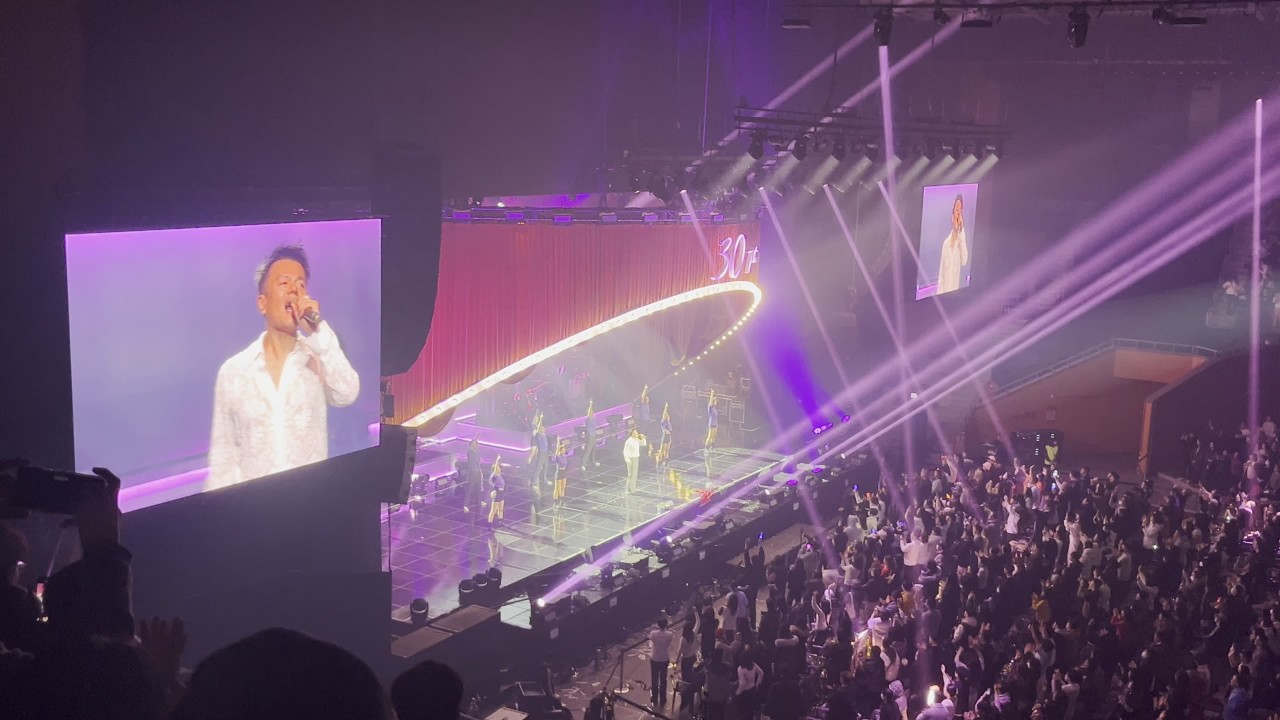 박진영, 30주년 콘서트 Still JYP의 화려한 피날레