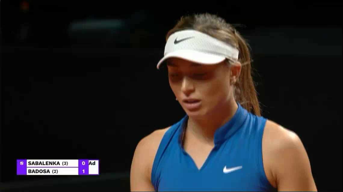 옐레나 오스타펜코, WTA 포르셰 그랑프리에서 세계 랭킹 1위 사발렌카 꺾고 우승
