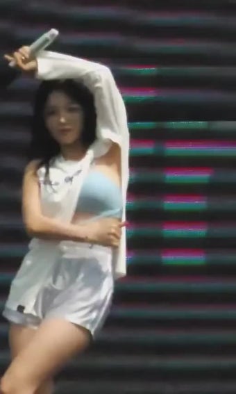 워터밤 매력발산 프로미스나인 노지선 비키니