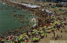 피서 인파 몰린 낙산해수욕장