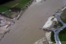 물에 잠긴 무릉교