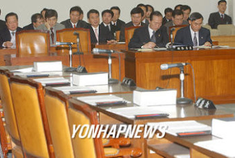 특검법안 법사위 통과